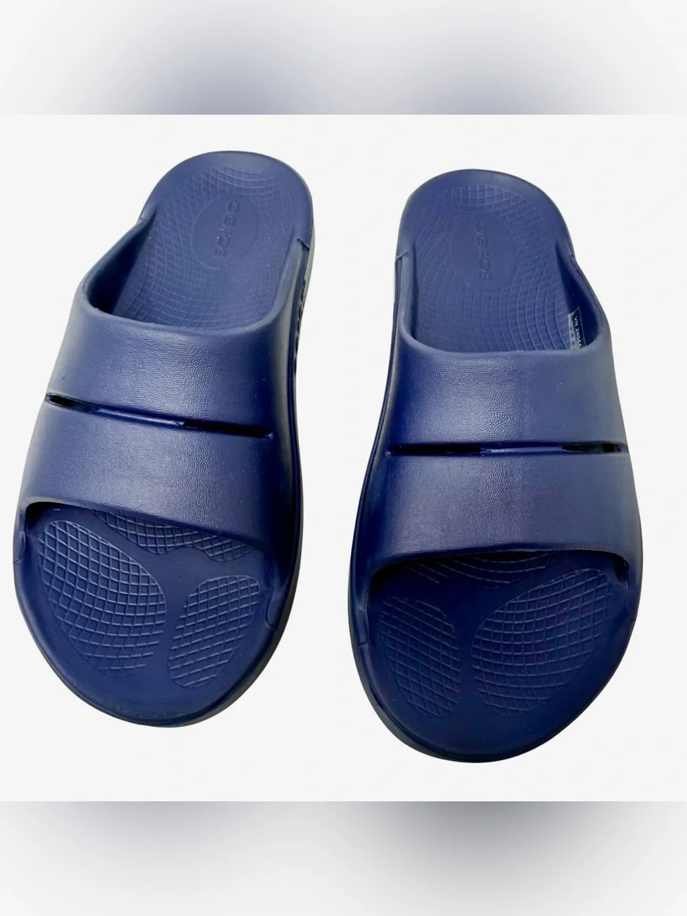 Oofos Ooahh Women’s Size 7 Navy Blue Slide Sandals Recovery Comfort shoes